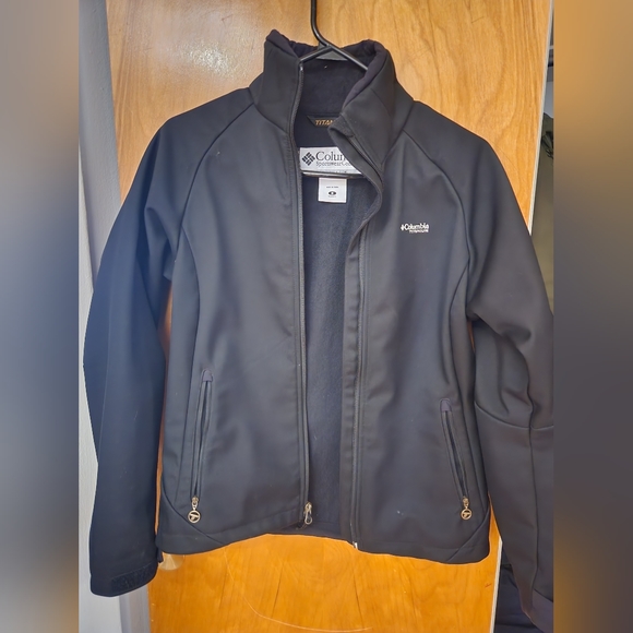 Columbia Titanium Soft Shell Jacket - Picture 1 of 5